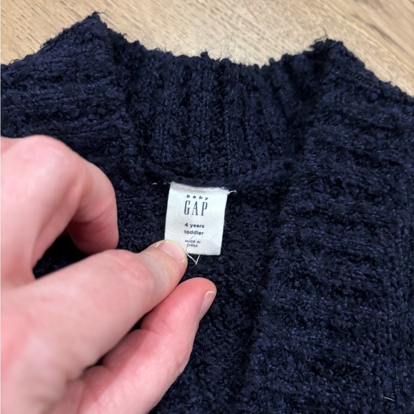 GAP Navy Blue Knit Sweater Cardigan with Hearts on Elbows Sz 4 - Picture 4 of 5
